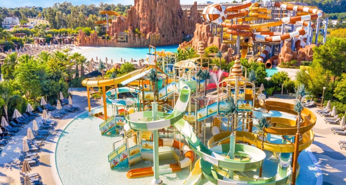The Land of Legends Kingdom Hotel - Theme Park Free Access